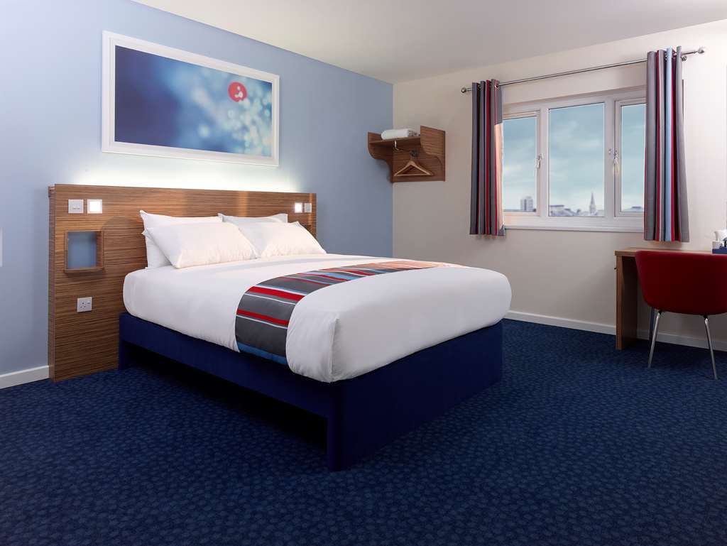 Travelodge Liverpool Docks Habitación foto